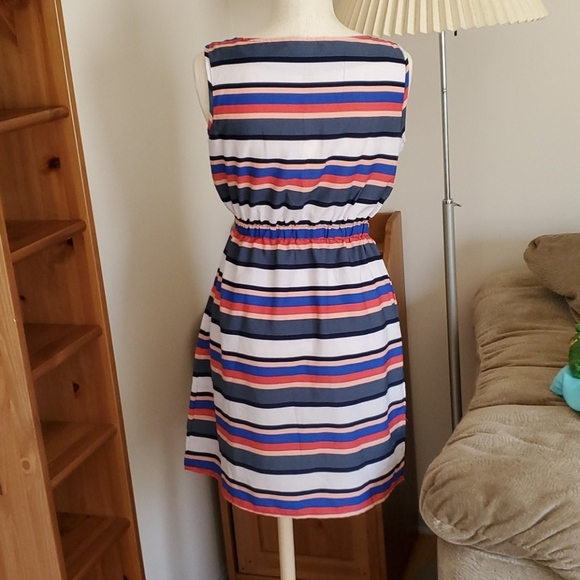 Striped dress - Picture 3 of 6